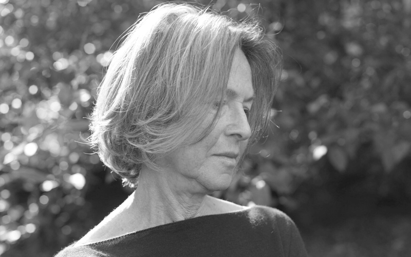 لە بارەی لویس گلوک و وەرگرتنی خەڵاتی نۆبڵەوە