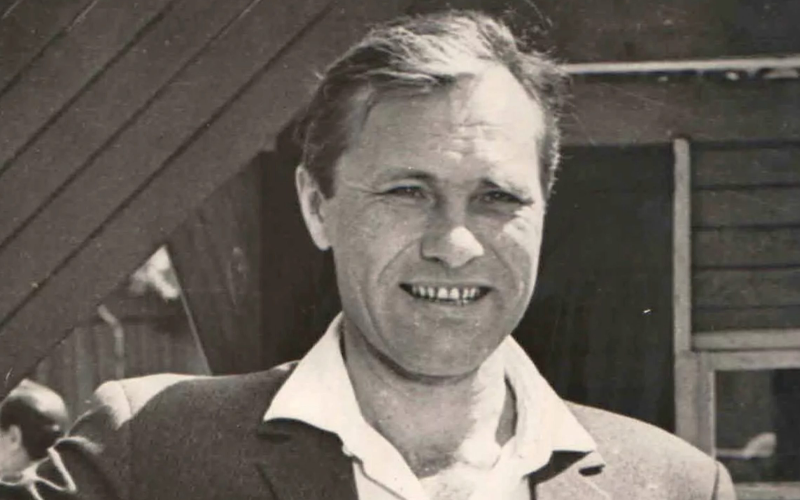 میل پەردۆن، مادام!